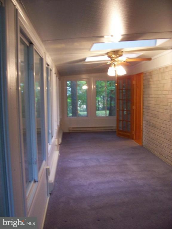 391 Aberdeen Road Elizabethtown, PA 17022 - Photo 4 of 10 Gallery Image 4