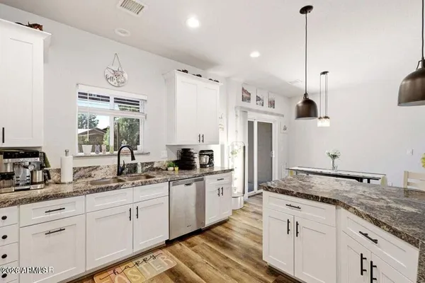 $574,000 | 2720 North Eagle View Circle, Show Low, AZ 85901