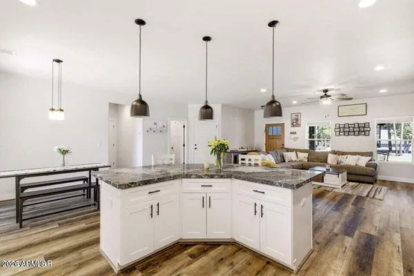 $574,000 | 2720 North Eagle View Circle, Show Low, AZ 85901