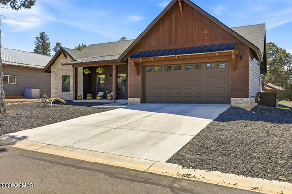 $574,000 | 2720 North Eagle View Circle, Show Low, AZ 85901