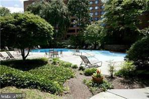 116 Cross Keys Road, Unit A A Baltimore, MD 21210 - Photo 13 of 15 a view of yard with green space