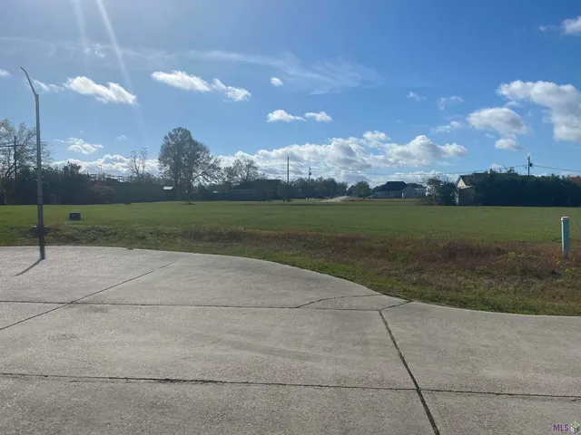 $24,500 | 132 Lillian Drive, Plattenville, LA 70393