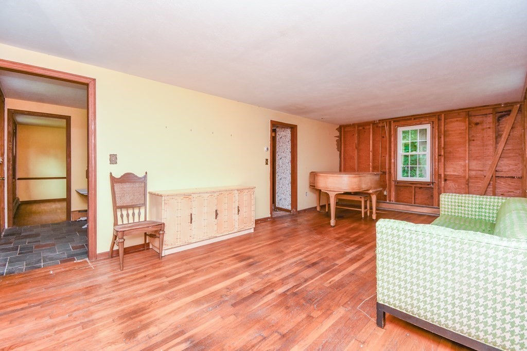 25 Dreamwold Road Scituate, MA 02066 - Photo 7 of 42 Gallery Image 7