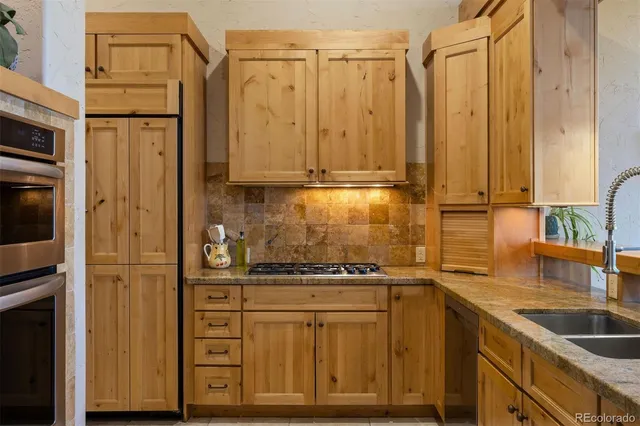 $1,690,000 | 633 Castle Pines Drive South, Castle Rock, CO 80108