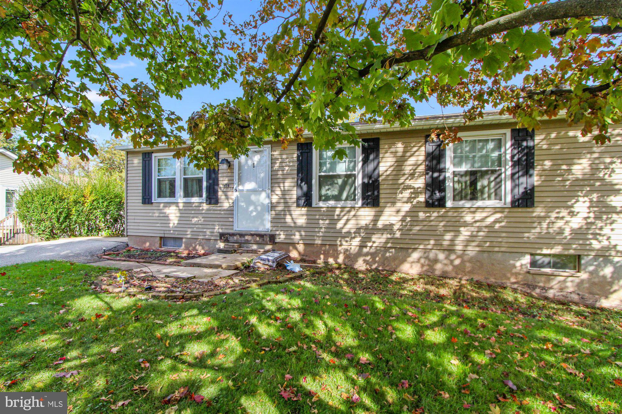 3476 Fox Ridge Court Dover, PA 17315 - Photo 3 of 29 Gallery Image 3