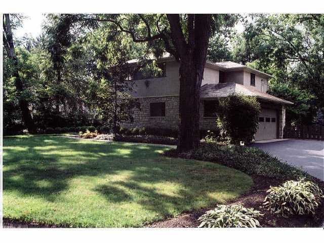 4857 Rustic Bridge Road Columbus, OH 43214 - Photo 2 of 10 Gallery Image 2