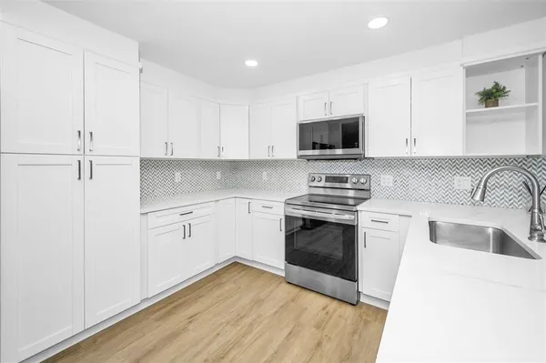 $148,400 | 1655 South Highland Avenue, Unit D241, Clearwater, FL 33756