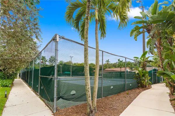 $3,400 | 11009 Mainsail Drive, Unit 11009, Cooper City, FL 33026