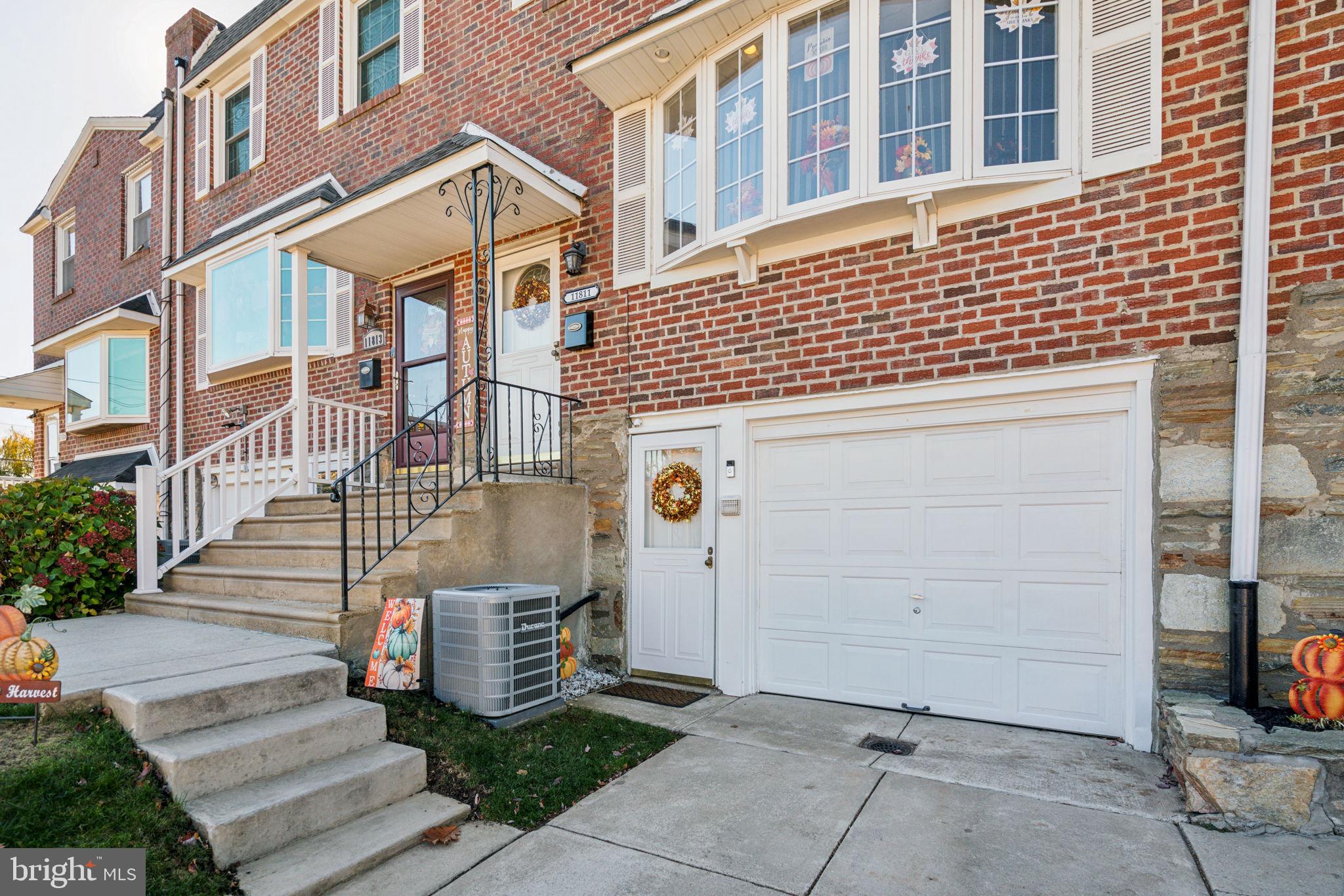 11811 Brandon Road Philadelphia, PA 19154 - Photo 2 of 38 Gallery Image 2