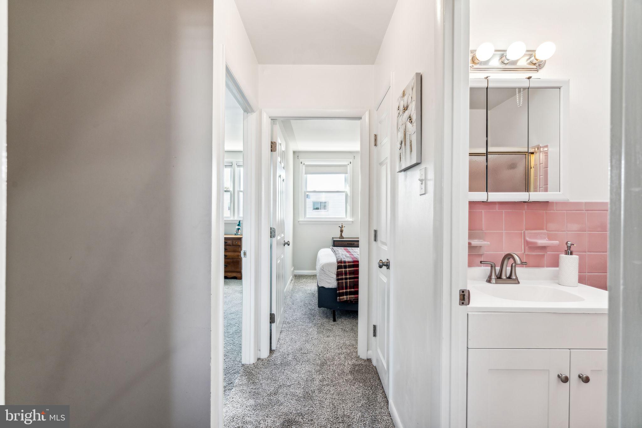 11811 Brandon Road Philadelphia, PA 19154 - Photo 22 of 38 Gallery Image 22