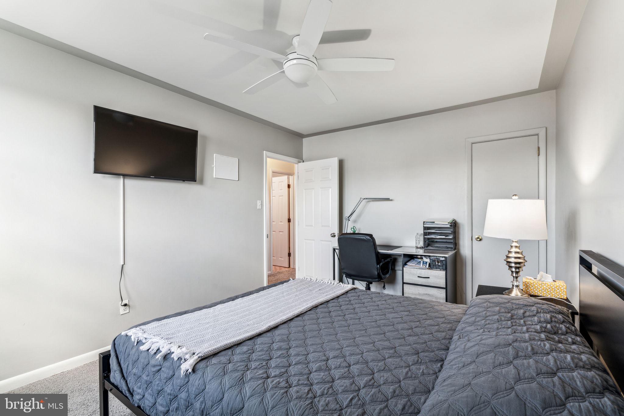 11811 Brandon Road Philadelphia, PA 19154 - Photo 27 of 38 Gallery Image 27