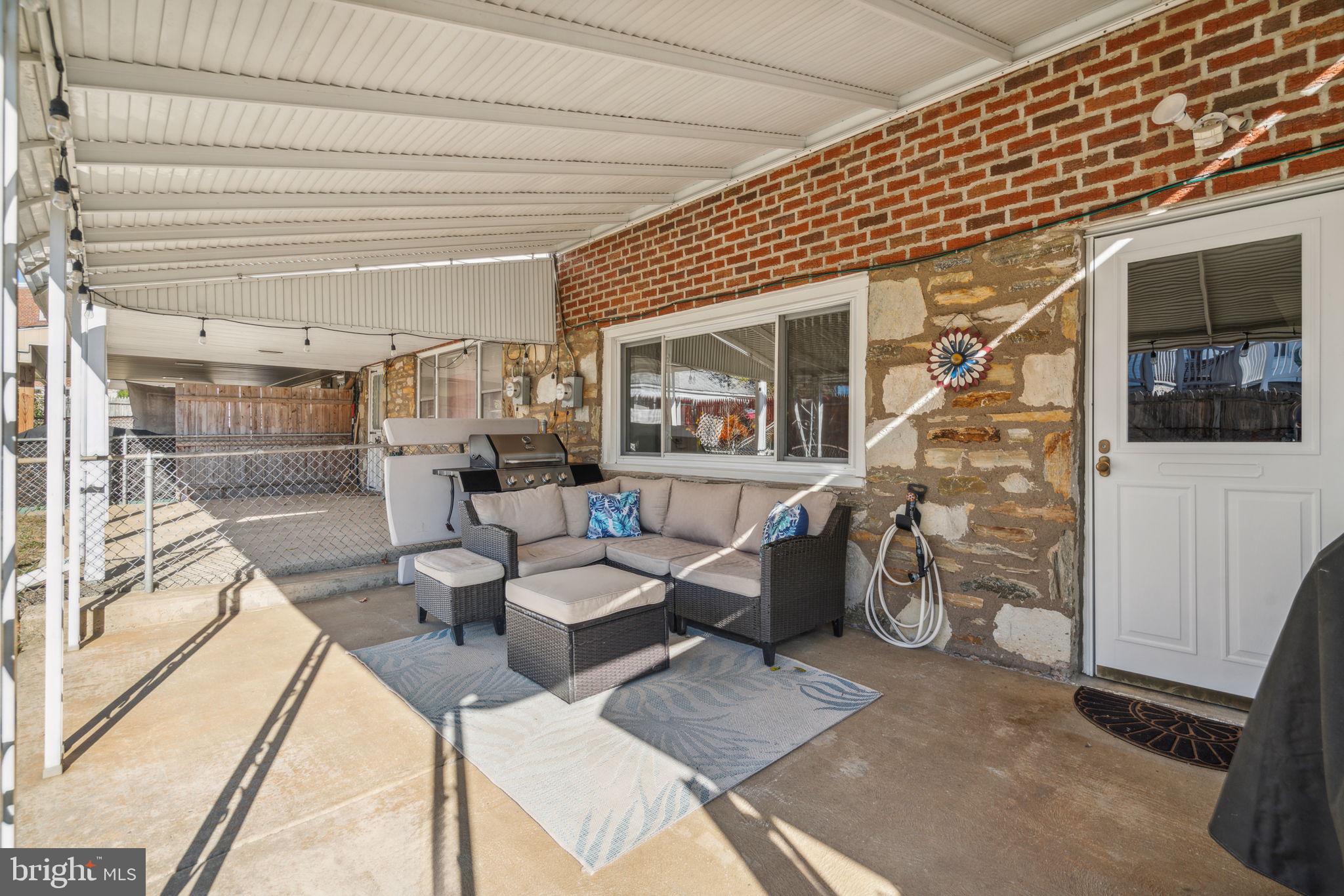 11811 Brandon Road Philadelphia, PA 19154 - Photo 33 of 38 Gallery Image 33
