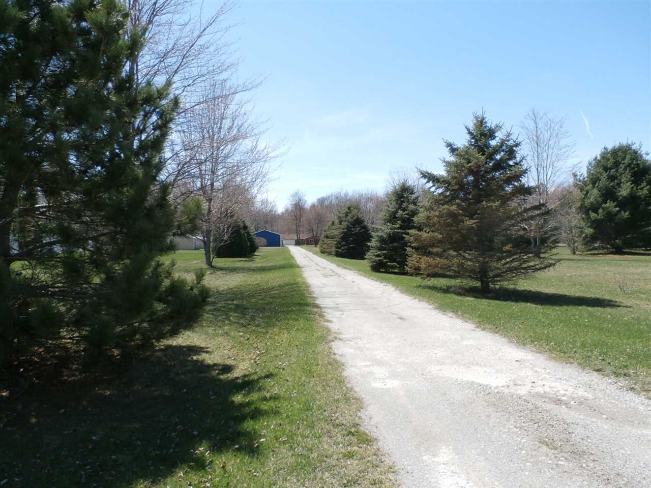 11396 Seymour Road Burt, MI 48417 - Photo 40 of 40 31377233-41.JPG