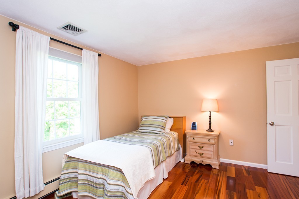 40 Oriole Road Medfield, MA 02052 - Photo 25 of 30 Gallery Image 25
