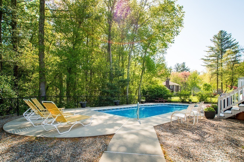 40 Oriole Road Medfield, MA 02052 - Photo 30 of 30 Gallery Image 30