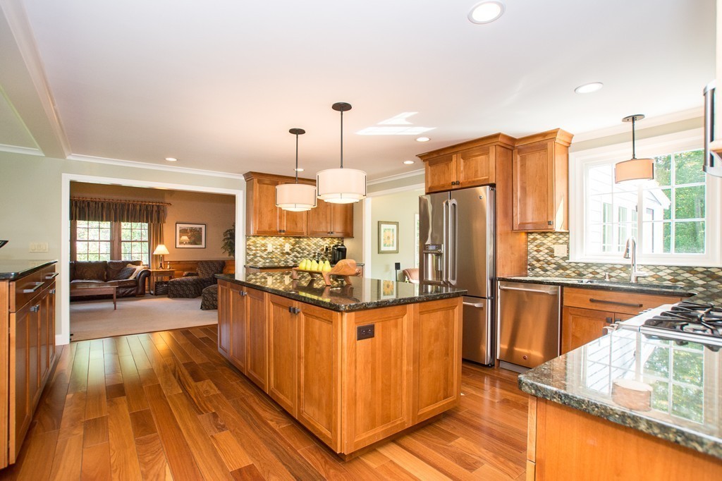 40 Oriole Road Medfield, MA 02052 - Photo 9 of 30 Gallery Image 9