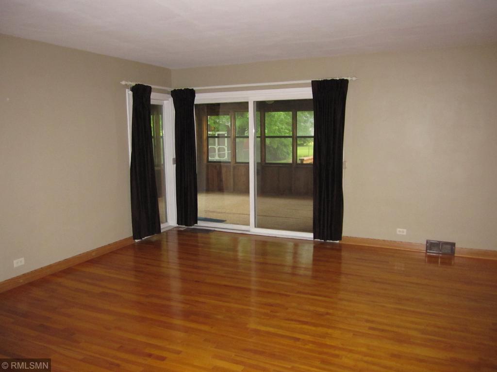 1527 Roosevelt Road St. Cloud, MN 56301 - Photo 11 of 19 Gallery Image 11
