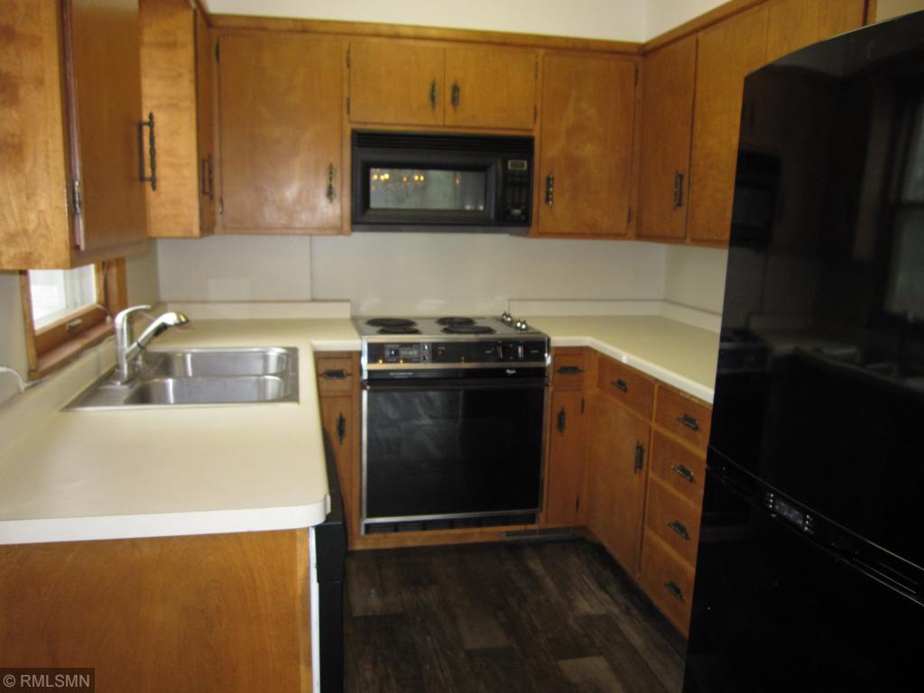 1527 Roosevelt Road St. Cloud, MN 56301 - Photo 8 of 19 Gallery Image 8