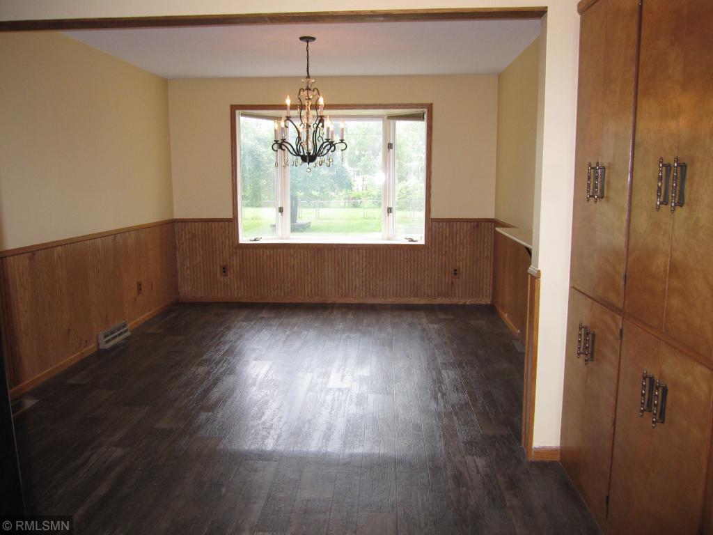 1527 Roosevelt Road St. Cloud, MN 56301 - Photo 9 of 19 Gallery Image 9