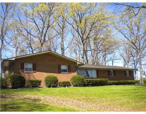 225 Elbron Road Springfield, OH 45505 - Photo 1 of 16
