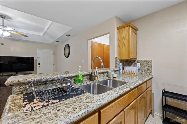 $1,200 | 1022 French Avenue, Unit 4, Edinburg, TX 78541