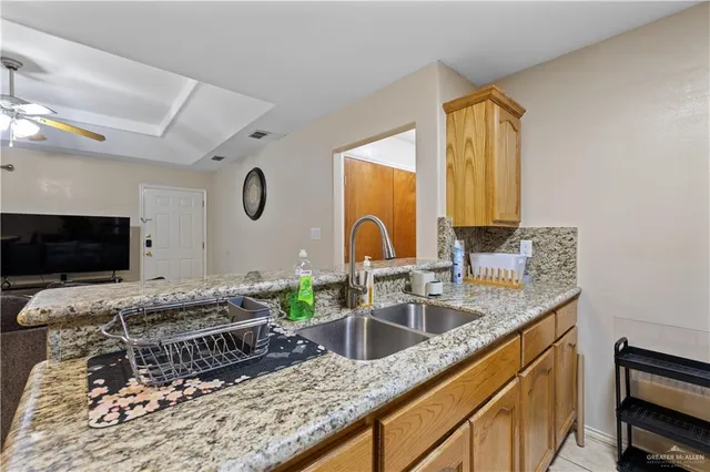 $1,200 | 1022 French Avenue, Unit 4, Edinburg, TX 78541