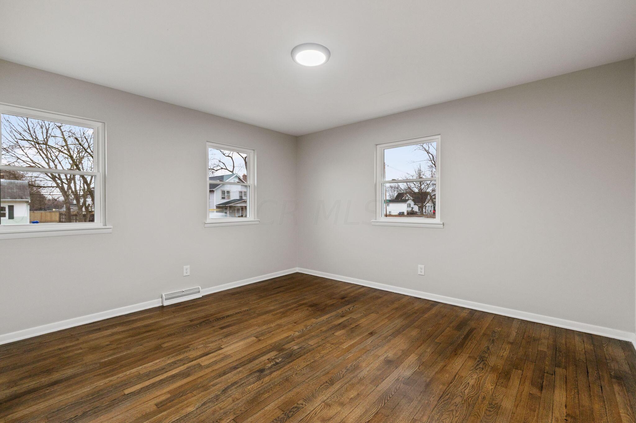 2780 Roxbury Road Columbus, OH 43219 - Photo 17 of 24 20-web-or-mls-2024-2-22 2780 Roxbury Rd