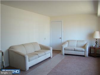 12 Bettlewood Road Marlton, NJ 08053 - Photo 3 of 12 Family Room