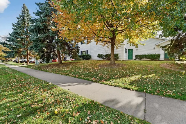 $230,000 | 2954 King James Way, Unit 4, Fitchburg, WI 53719