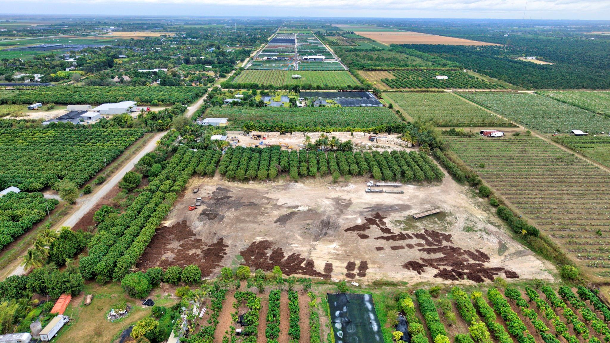 Southwest 212th Avenue Homestead, FL 33030 - Photo 2 of 27 Photo 2