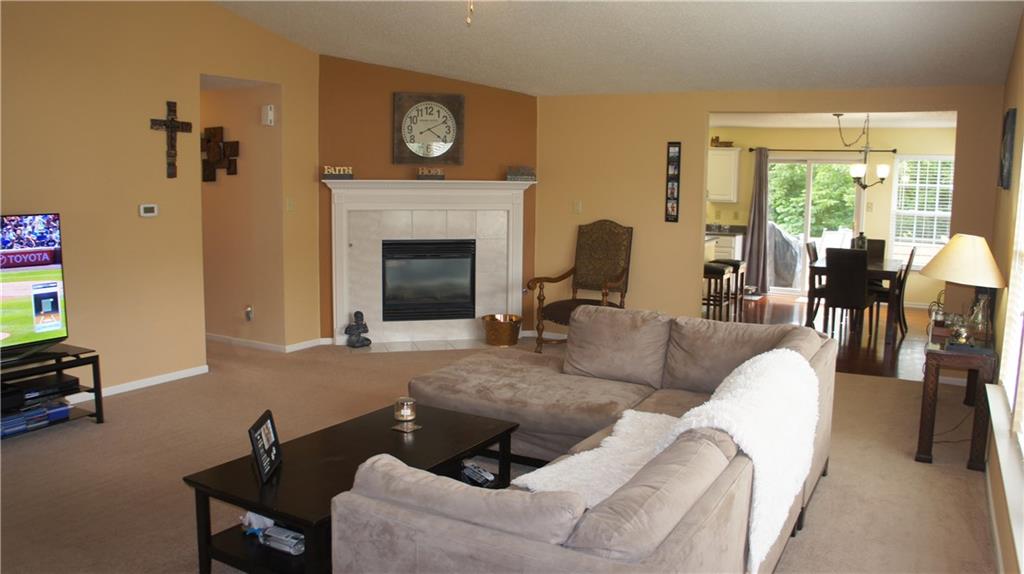 12754 Howe Road Fishers, IN 46038 - Photo 5 of 18