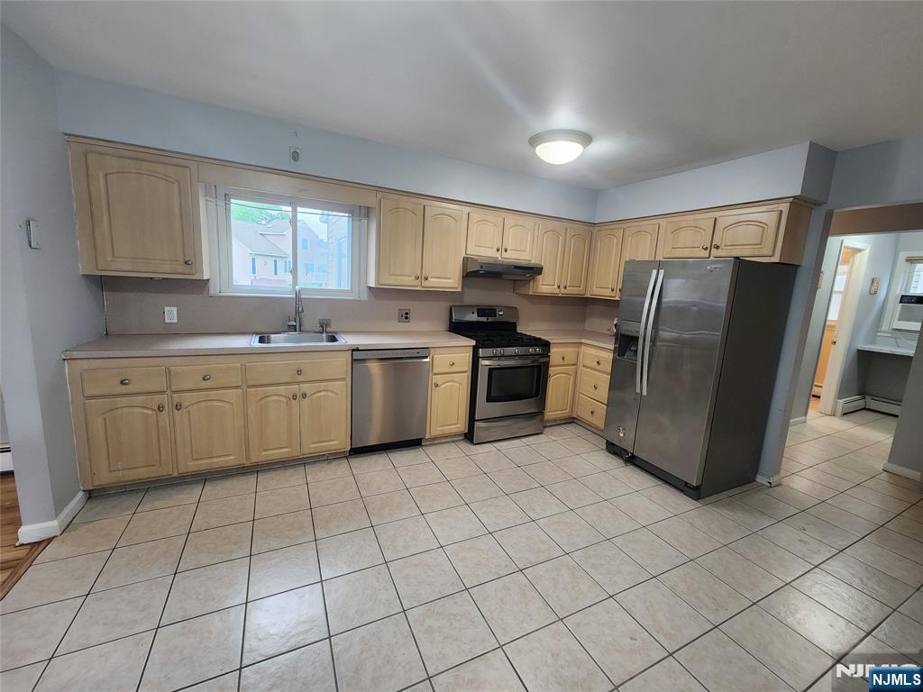 50 Hepburn Road Clifton, NJ 07012 - Photo 3 of 21
