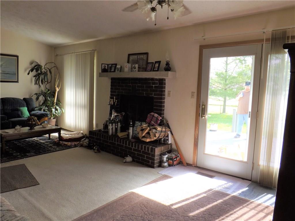 367 Yorktown Road Greenwood, IN 46142 - Photo 2 of 21 Gallery Image 2