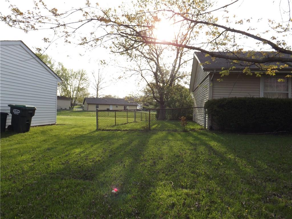 367 Yorktown Road Greenwood, IN 46142 - Photo 16 of 21 Gallery Image 16