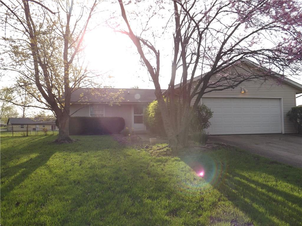 367 Yorktown Road Greenwood, IN 46142 - Photo 9 of 21 Gallery Image 9