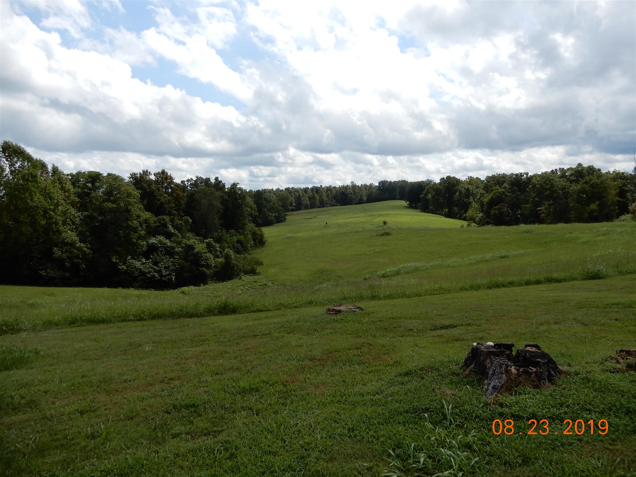 32.3 rolling acres