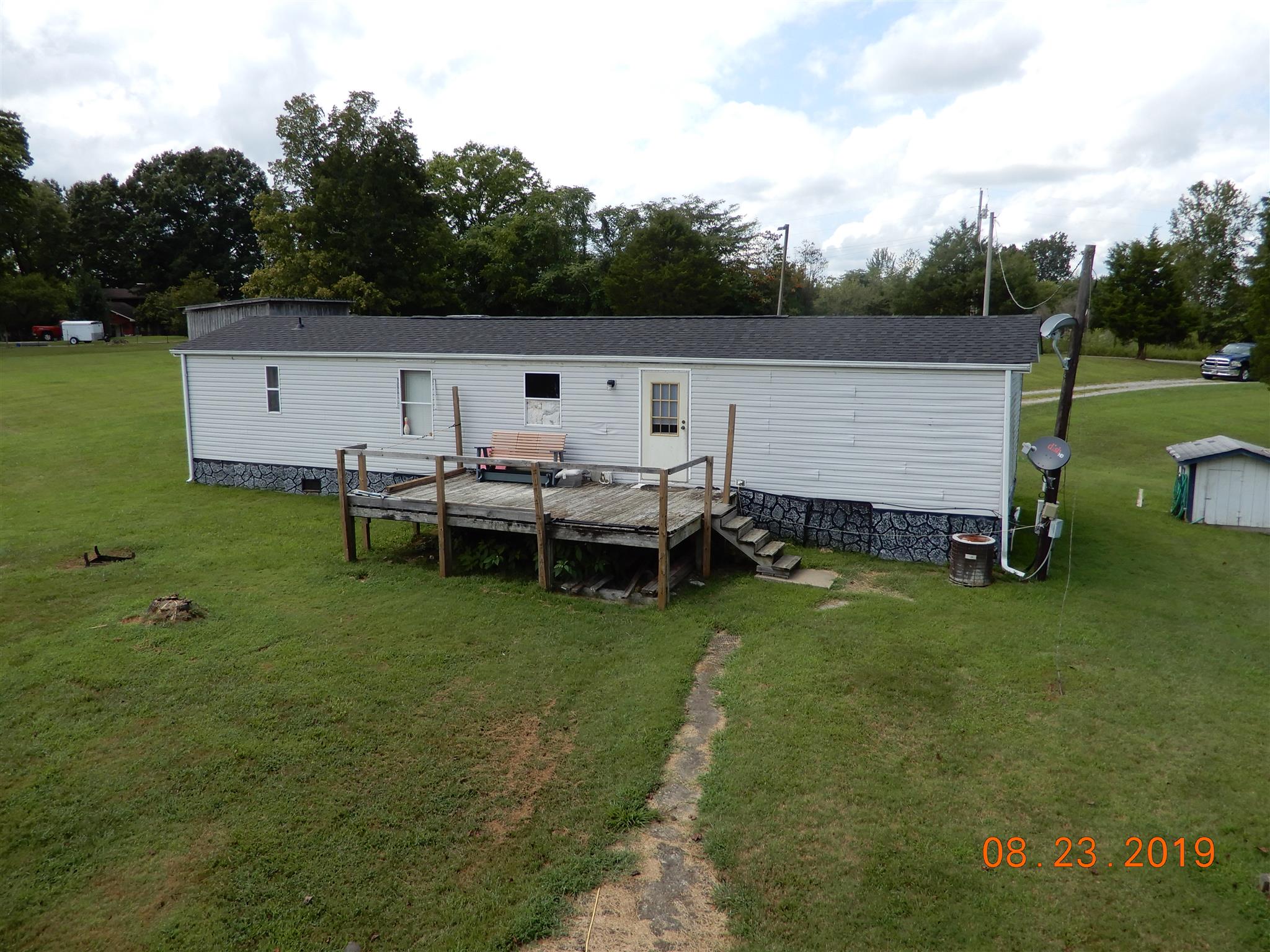 211 Talmo Road Cumberland Furnace, TN 37051 - Photo 12 of 26 trailer rear with deck