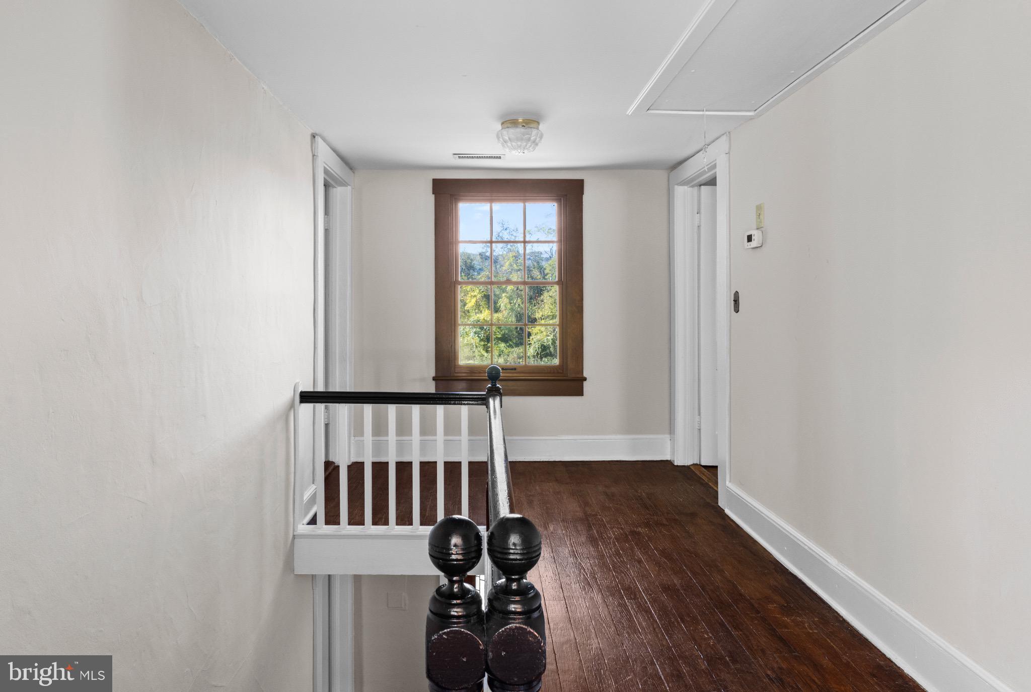 3829 Leeds Manor Road Markham, VA 22643 - Photo 16 of 28 Upstairs Foyer- beautiful views