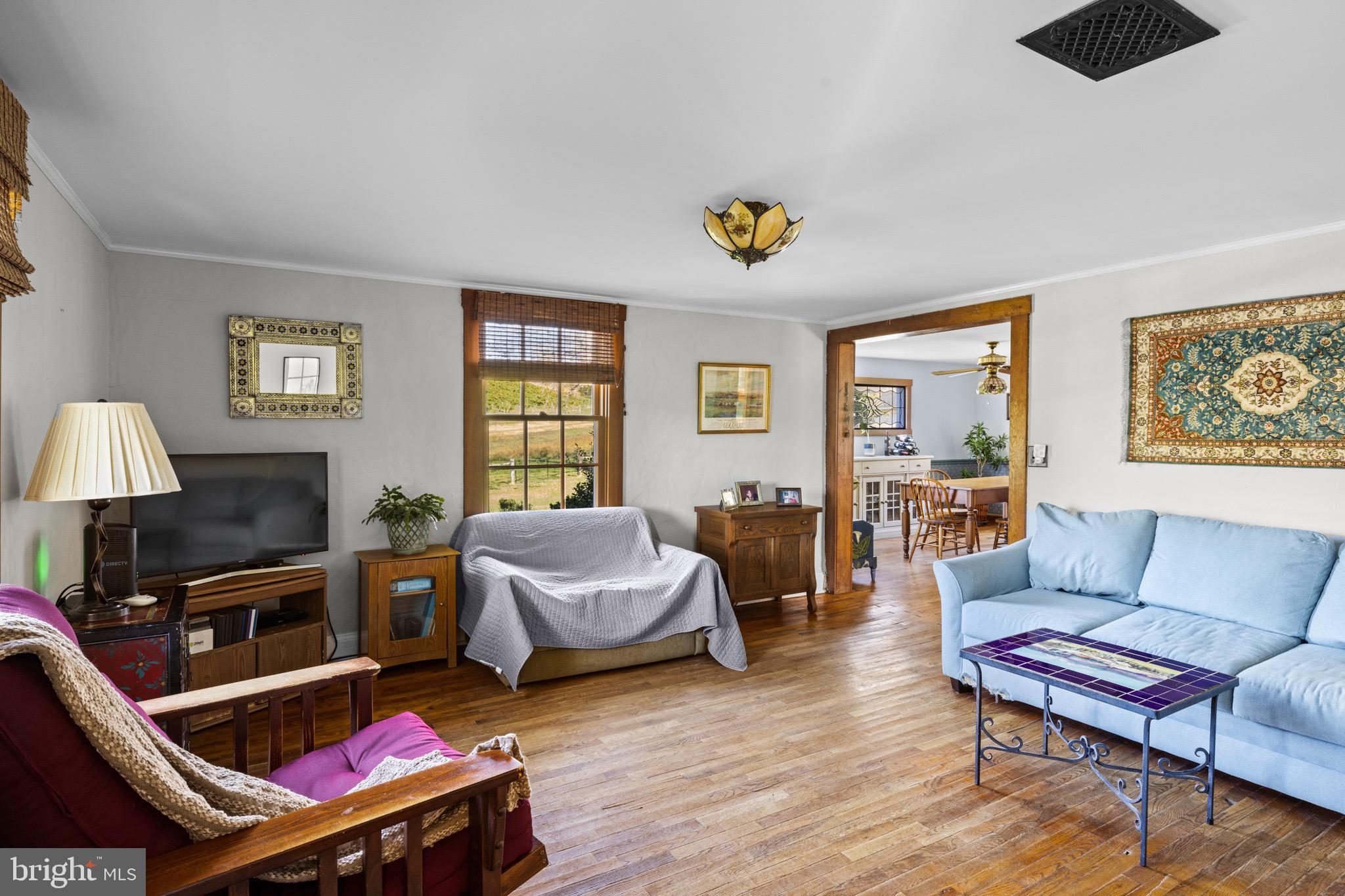 3829 Leeds Manor Road Markham, VA 22643 - Photo 7 of 28 Gathering area- Pella Windows