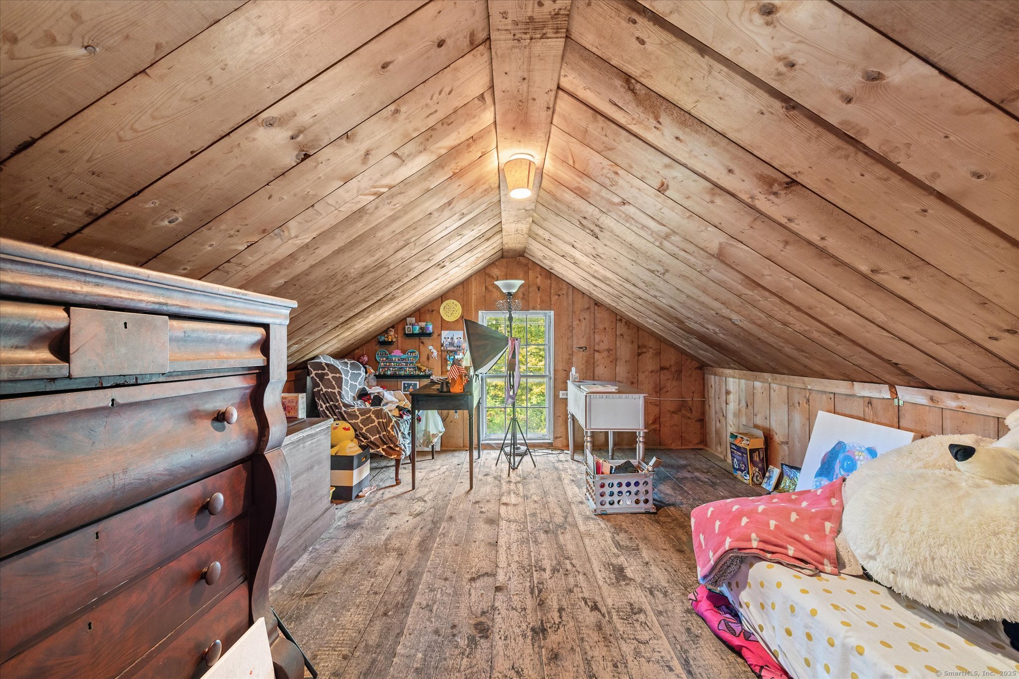 101 Child Hill Road Woodstock, CT 06281 - Photo 34 of 39 Walk-up attic