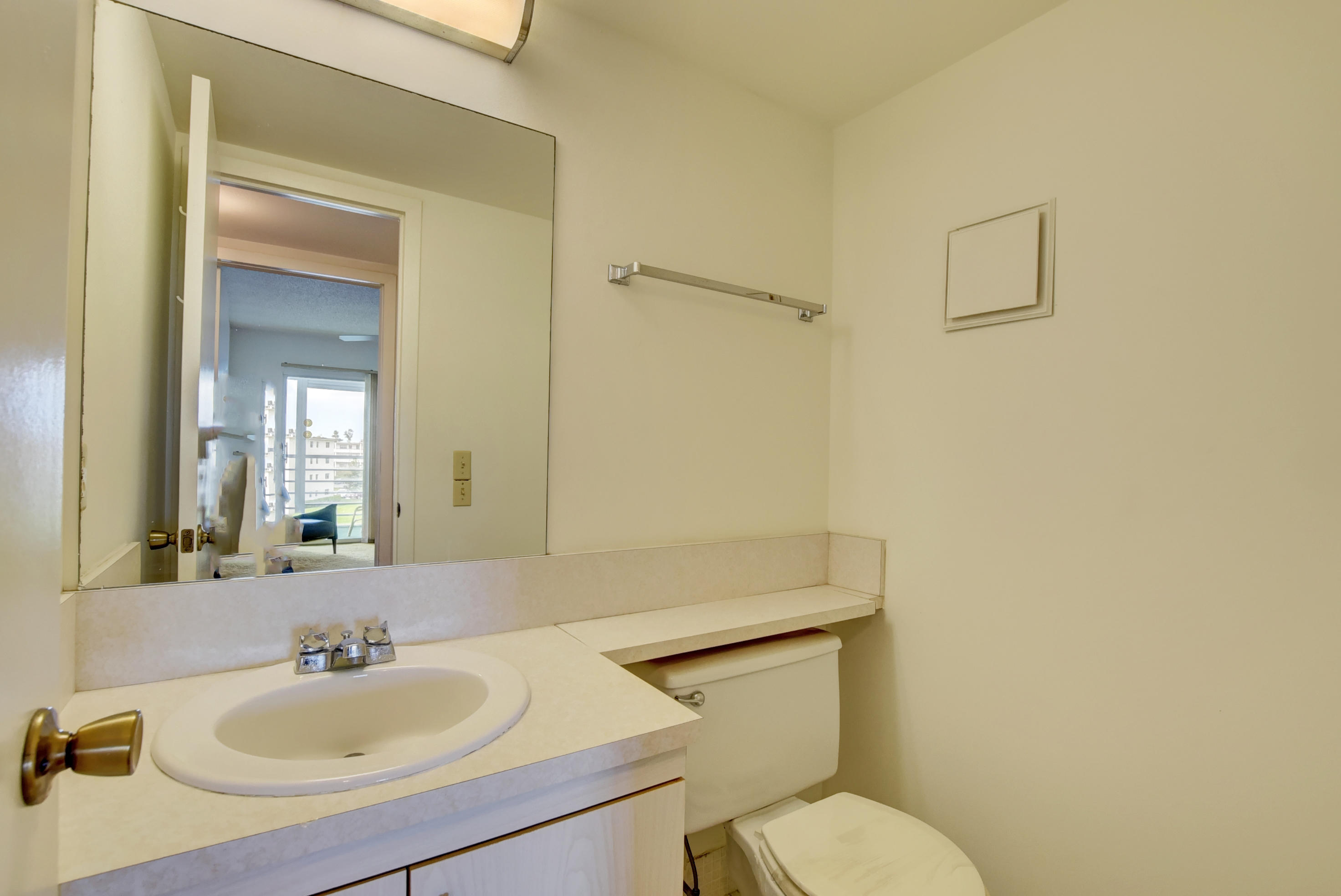 4021 Guildford East Boca Raton, FL 33434 - Photo 13 of 21 12_ebf_7456and4more
