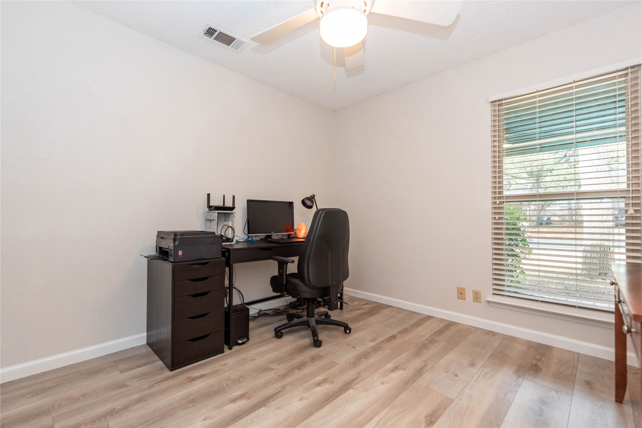 11719 Running Fox Trail Austin, TX 78759 - Photo 16 of 23 Bedroom 3