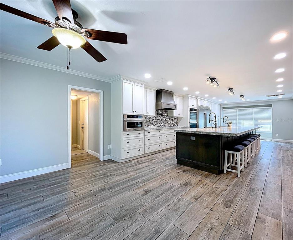 10655 Lakeview Drive New Port Richey, FL 34654 - Photo 22 of 83