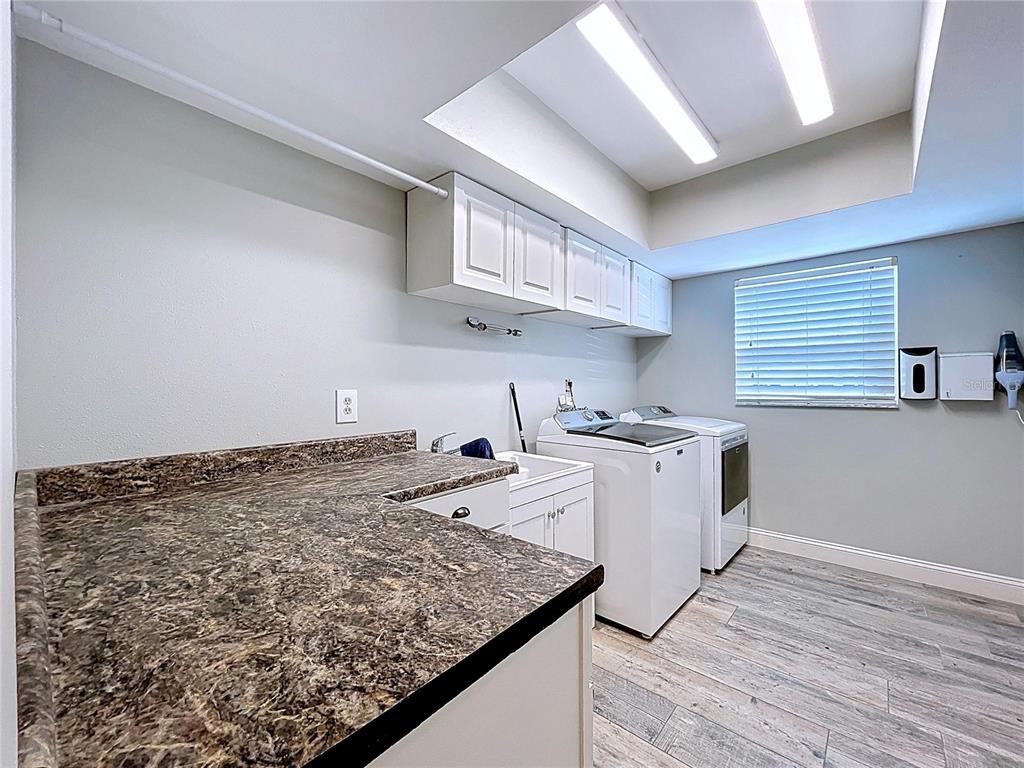 10655 Lakeview Drive New Port Richey, FL 34654 - Photo 31 of 83