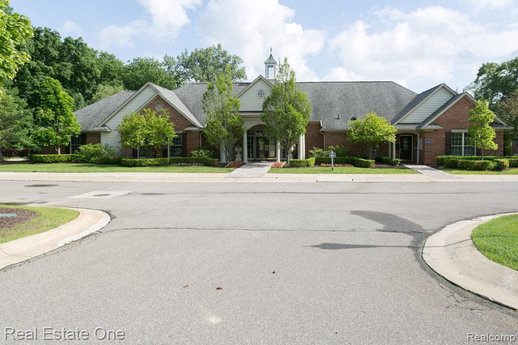 3695 Piedmonte Drive Rochester, MI 48306 - Photo 49 of 49 4Y0A2740.jpg
