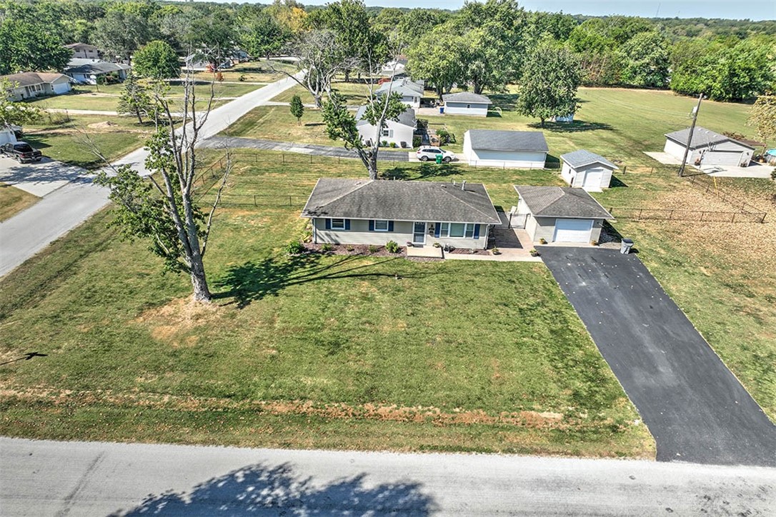 3137 Southland Road Decatur, IL 62521 - Photo 4 of 27