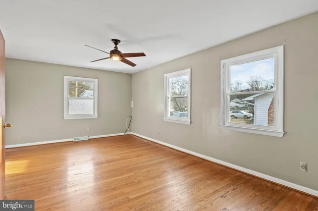 $435,000 | 117 Pinecrest Drive, Annapolis, MD 21403