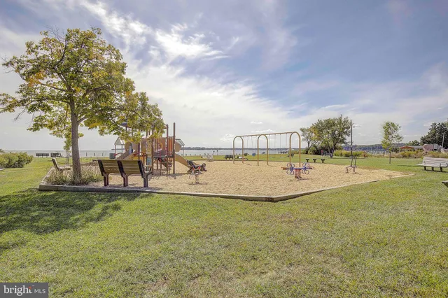 $435,000 | 117 Pinecrest Drive, Annapolis, MD 21403