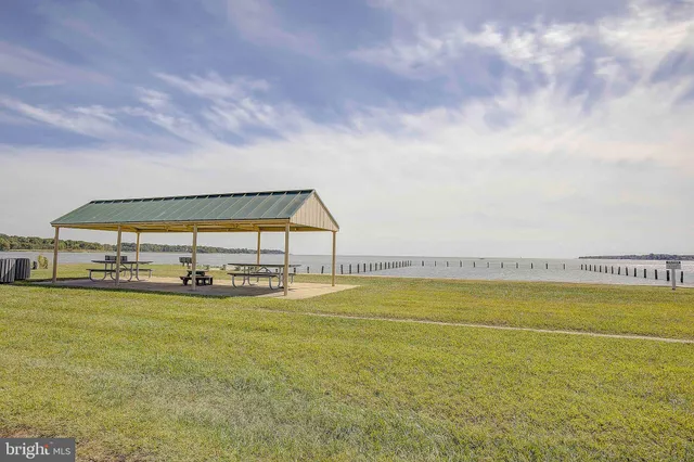 $435,000 | 117 Pinecrest Drive, Annapolis, MD 21403