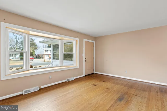 $435,000 | 117 Pinecrest Drive, Annapolis, MD 21403